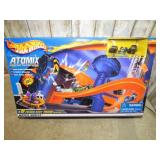 HOTWHEELS ATOMIX #8 TURBO TEST TRACK MICRO SET