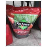 HORTIZULTURAL VERMICULITE -- 8 qts