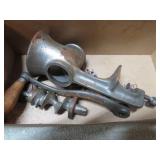 HANDCRANK MEAT GRINDER