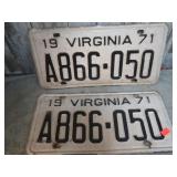 PAIR-- 1971 VIRGINIA LICENSE PLATES