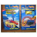 HOTWHEELS WORLD GAS STATION & BUMP PORT SETS