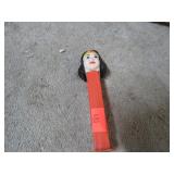 WONDER WOMAN PEZ DISPENSER