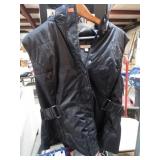 QUILTED VEST W/ HOOD -- XL