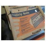 PASLODE ROUND DRIVE 30* 2 3/8' NAILS -- PARTIAL BX