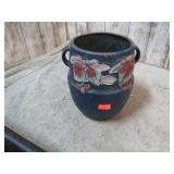 REPRODUCTION ROSEVILLE POTTERY VASE