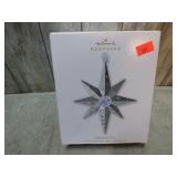 HALLMARK CHRISTMAS STAR ORNAMENT