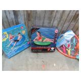 2-- POOL FLOATS & DIVE & CATCH TOY