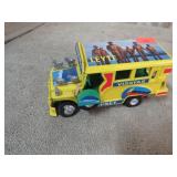 SPRING POWERED DIECAST TRUCK