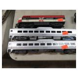 MODEL TRAIN CARS & ENGINE