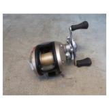 QUANTUM PULSE BIAT CASTER FISHING REEL