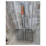 CAMP FIRE COOKING BASKET