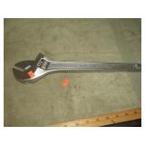 15" CRESCENT ADJUSTABLE WRENCH
