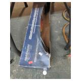 SHOCK ABSORBING CARPET KICKER