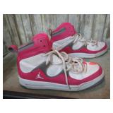 AIR JORDAN SHOE -- 7Y