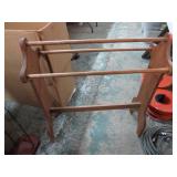 QUILT RACK