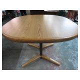 DINING ROOM TABLE W/ LEAF