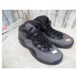 AIR JORDAN SHOES -- 6.5Y