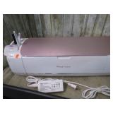CRICUT MAKER VINYL CUTTER