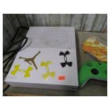 XBOX ONE S GAME CONSOLE & 2 CONTROLLERS