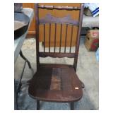 ANTIQUE FOLDING CHAIR