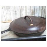 LODGE 12" CAST IRON SKILLET W/ LID