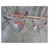 ANCHOR HOCKING MEASURING CUPS