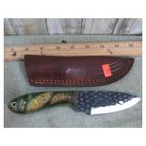 HUNTING KNIFE W/ SHEATH