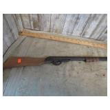 TIN TOY GUN