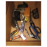 GROUP LOT -- KNIVES