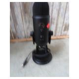 TOY ACTIVITY ROLLER
