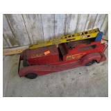 VINTAGE MARX TIN FIRE TRUCK