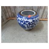 POTTERY VASE