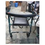 ROLLATOR / WALKER