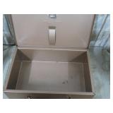 LOCK BOX -- NO KEY