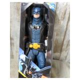 BATMAN FIGURE