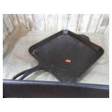 LODGE CAST IRON GRIDDLE