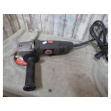 BLACK & DECKER 4 1/2" ANGLE GRINDER