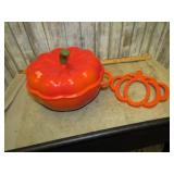 ENAMELED CAST IRON PUMPKIN POT & TRIVET