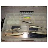 PLANO BOX & 5 CRANK BAIT FISHING LURES