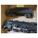 LIONEL #225E PRE-WAR ENGINE & TENDER