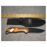 CAMILLUS TITANIUM HUNTING KNIFE