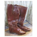 RIDING BOOTS