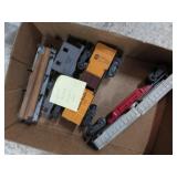 LIONEL FREIGHT CARS