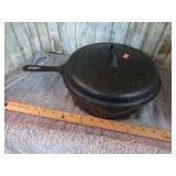 GRISWOLD 10 1/2" CAST IRON CHICKEN SKILLET & LID