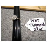 14 KT GOLD RING W/ DIAMONDS -- 2.4g - 7 3/4