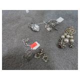 VINTAGE COSTUME JEWELRY