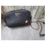 GUESS PURSE