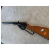 DAISY BB GUN -- WORKS