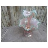 FENTON DIAMOND LACE OPALESCEBNT EPERGNE