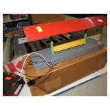 MODEL TRAIN PLATFORM